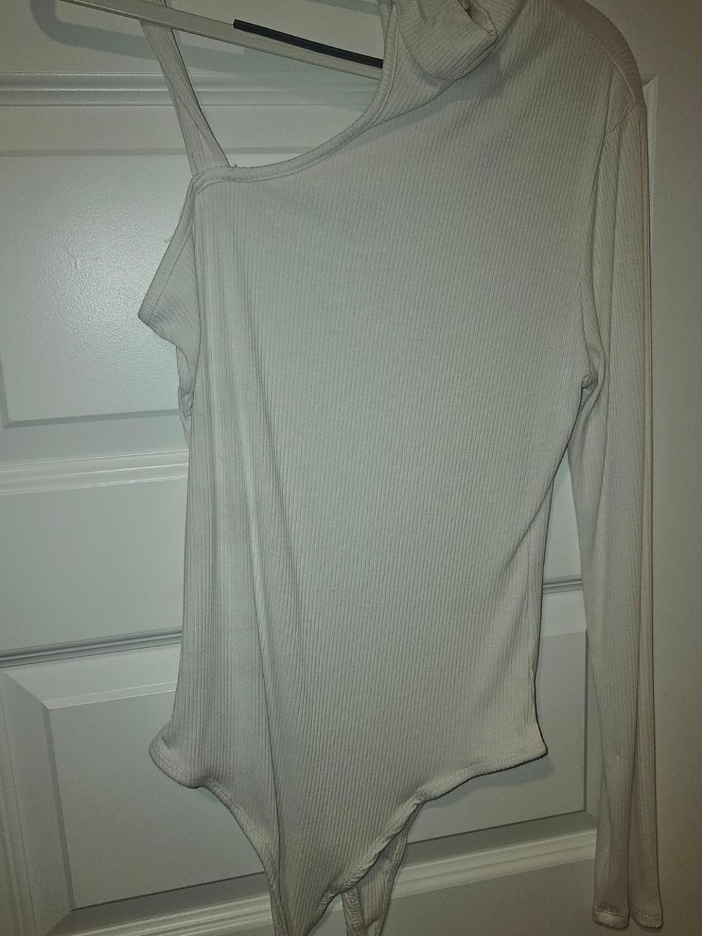 One-Shoulder Ribbed Long-Sleeve Bodysuit in Cream